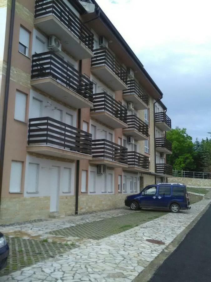 Apartman Jevtic 1 Gornja Toplica 外观 照片